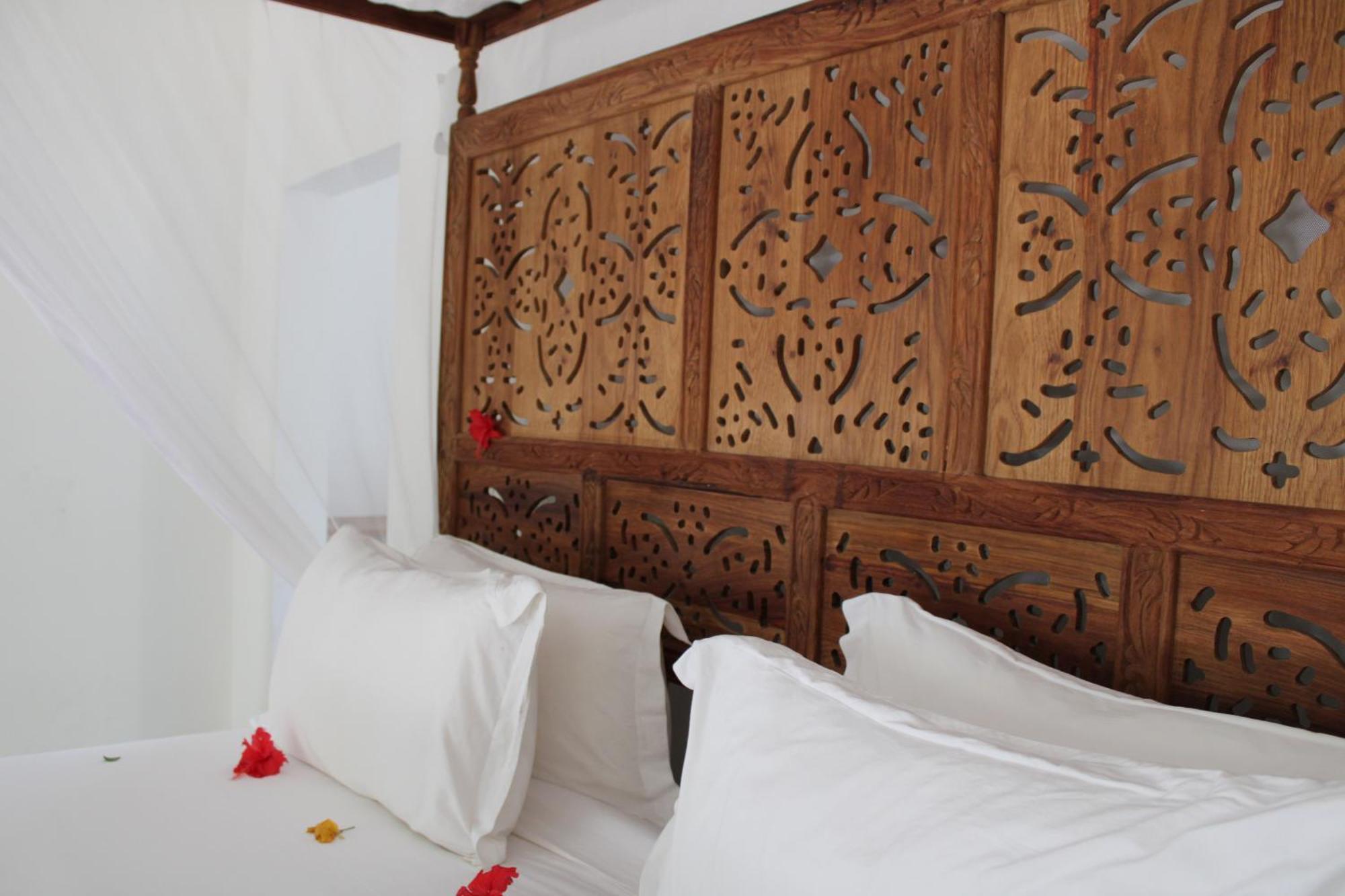 Kivuli Beach Resort Paje Kültér fotó