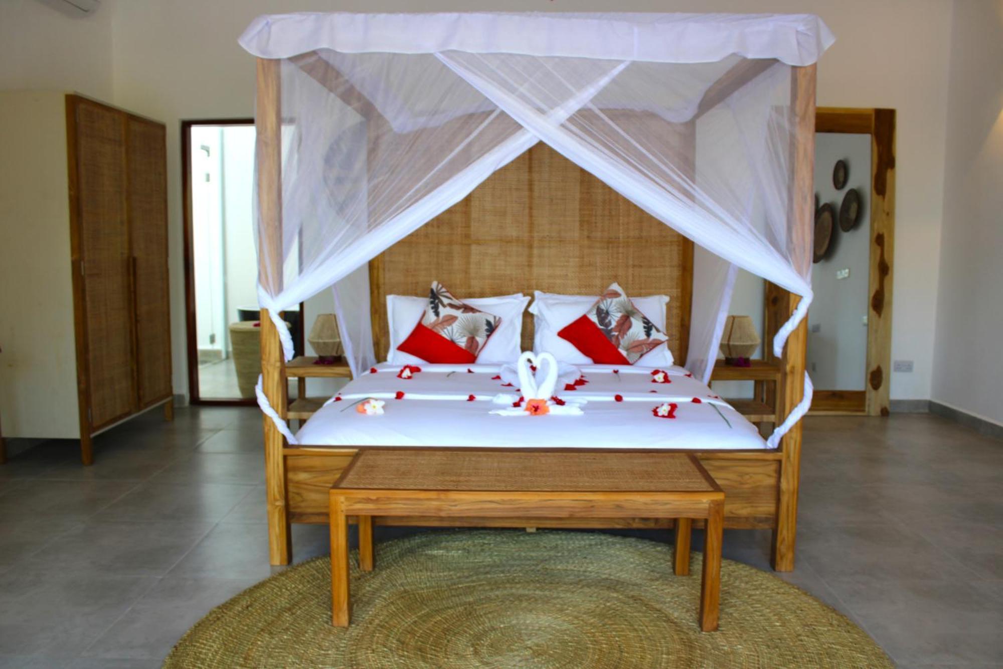 Kivuli Beach Resort Paje Kültér fotó