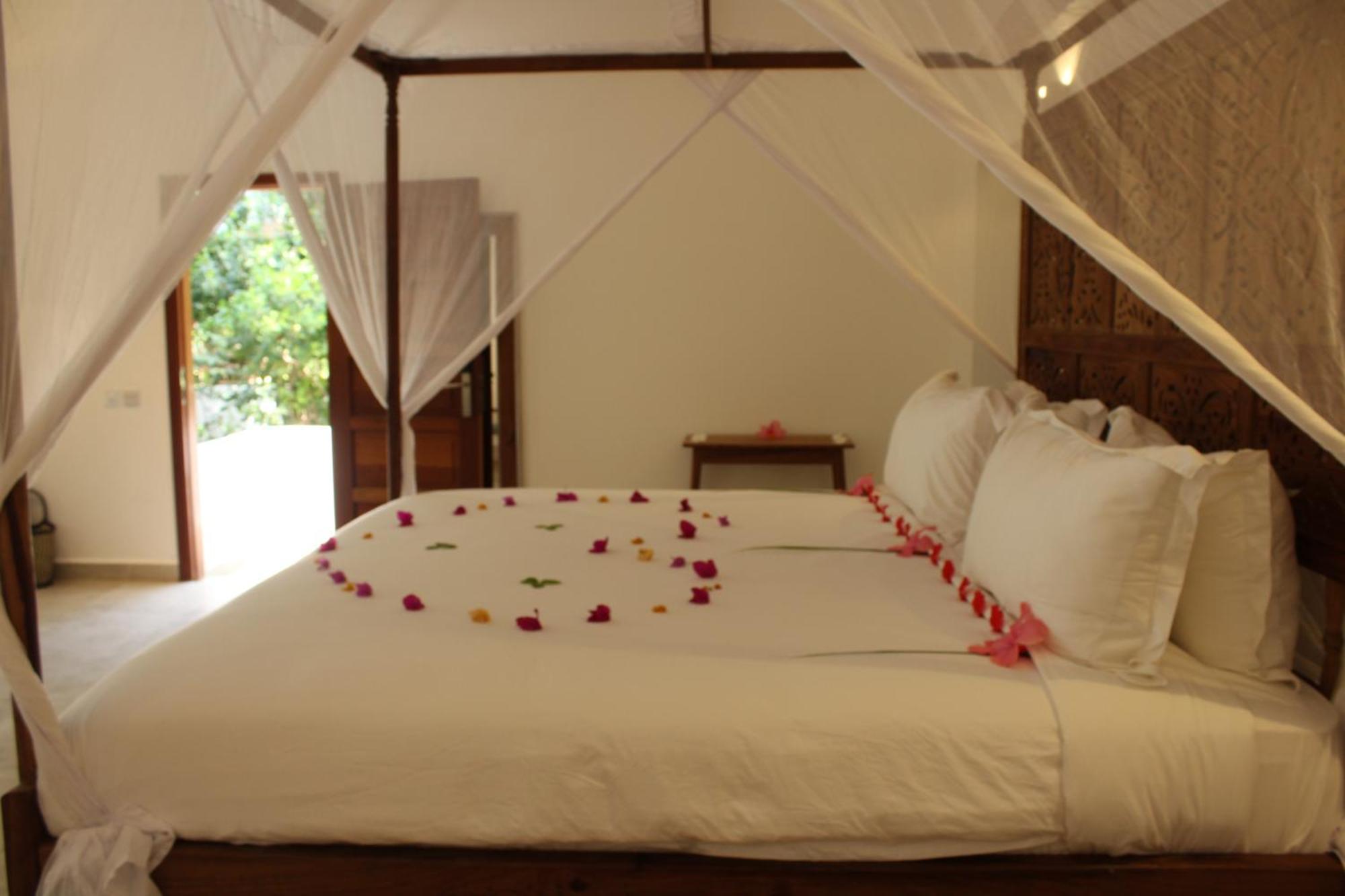 Kivuli Beach Resort Paje Kültér fotó